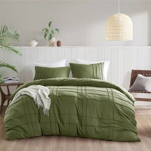 510 Design Porter Soft Washed Pleated Duvet Cover Set Queen Size, Green